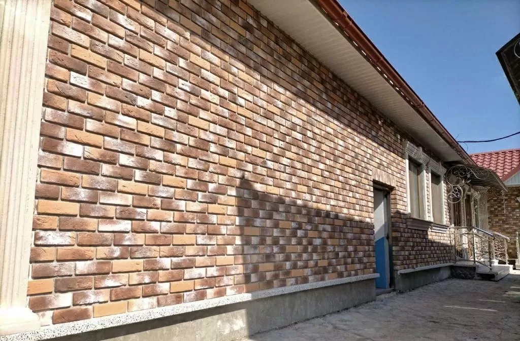 Искусственный камень Декоративный кирпич Плоскость Лион 485 21x6,5x1,2