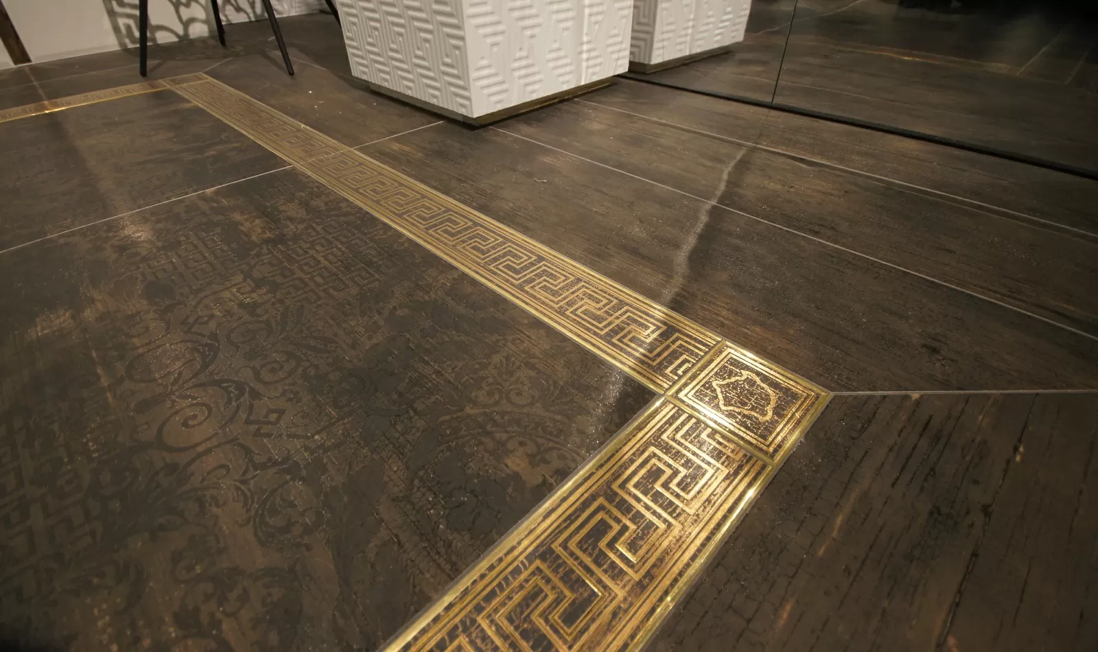 Керамогранит 263162 Tozzetto Medusa Oro White 5x5