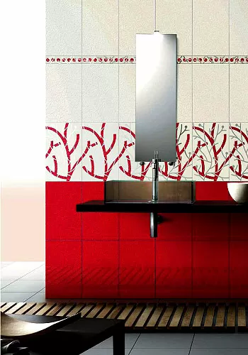 Плитка 86 Карандаш белый блестящий 25*2
