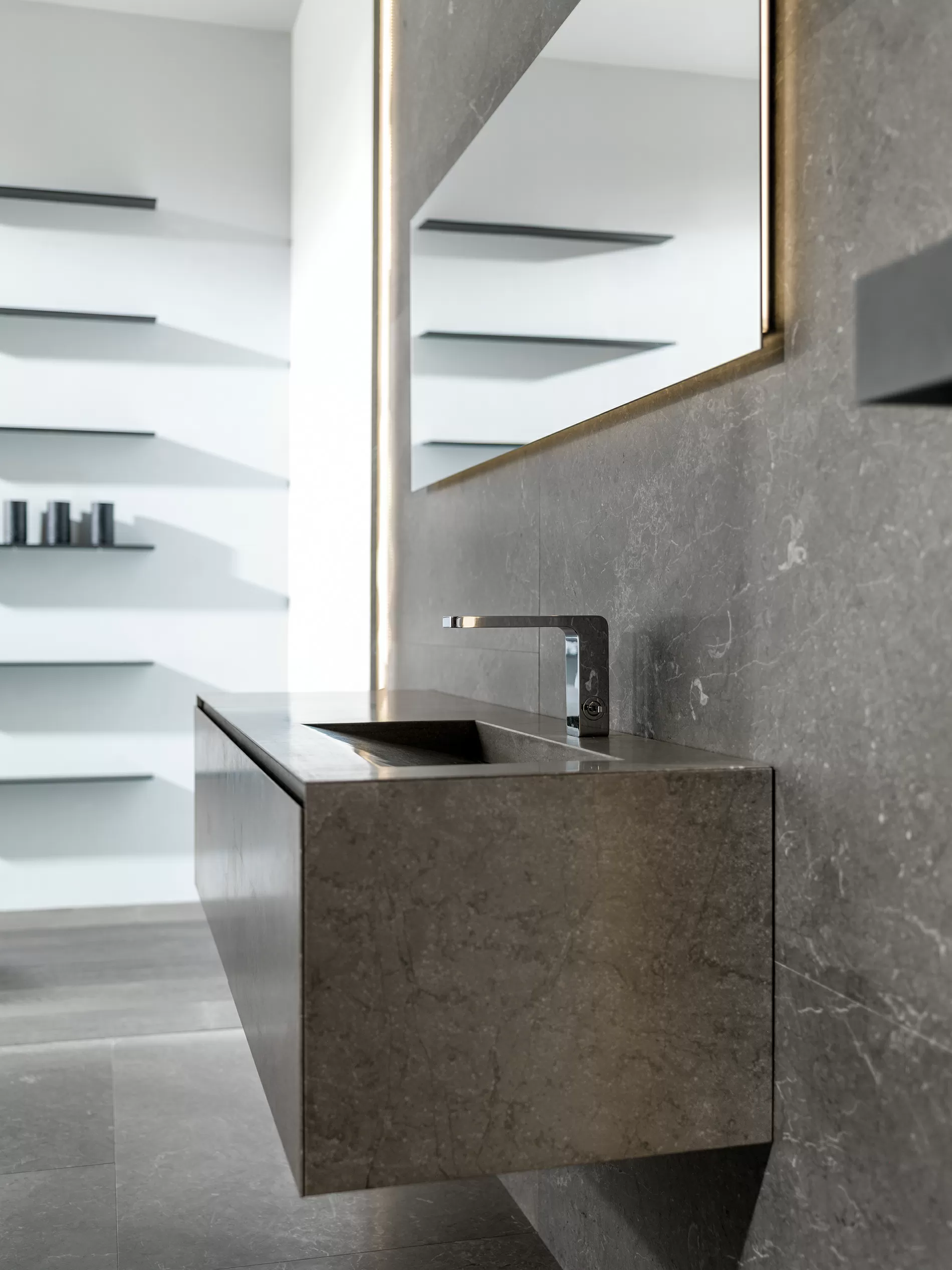 Плитка L116688381 Habana Dark Classico 60x60