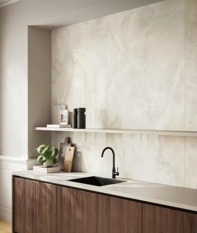 Керамогранит 05457 Majestic Onyx Smoky Grey Lev Ret 120x280